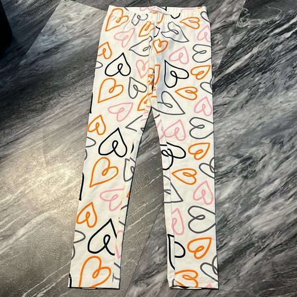 Cat & Jack Other - NWT cat and Jack heart leggings with orange, pink, black, and grey hearts